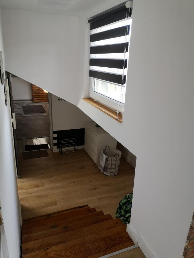 ミエンジズドロイェApartament Atticアパートメント エクステリア 写真